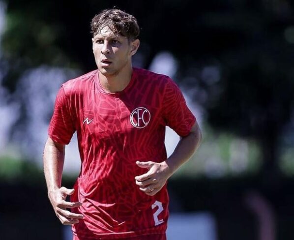 Paulo Marques se destaca pela polivalência em campo - Foto: Bruno Cruz