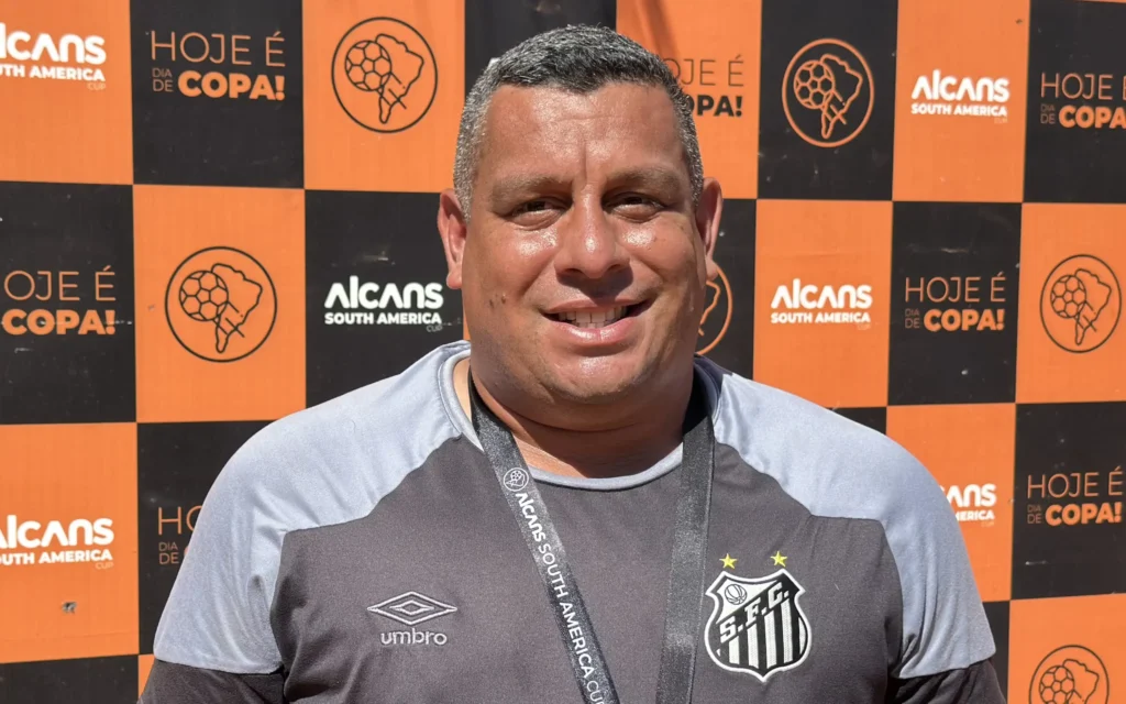 Técnico campeão da Alcans Cup Sub-14 enaltece força do grupo (Foto: Portal Brazuca)