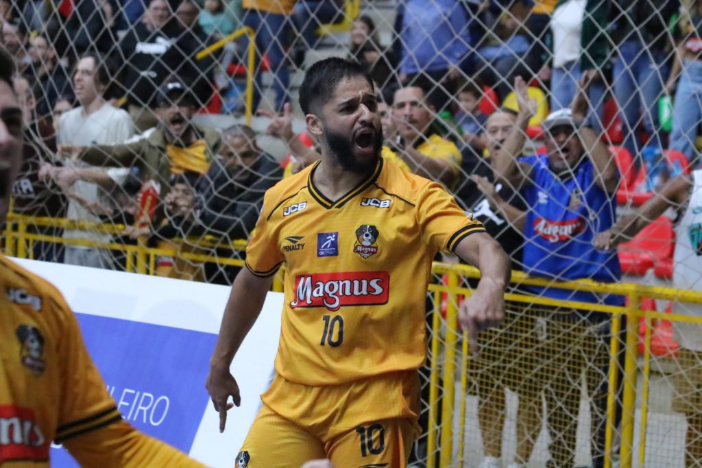 Guilherme Mansueto