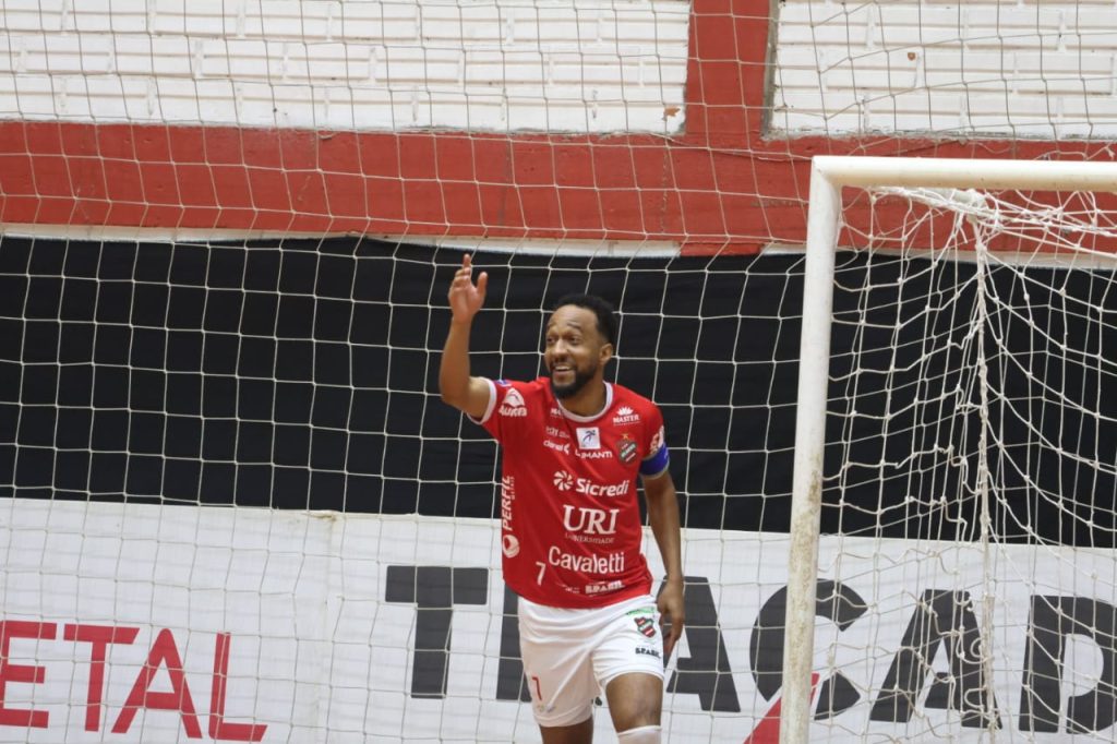 Edson Castro
