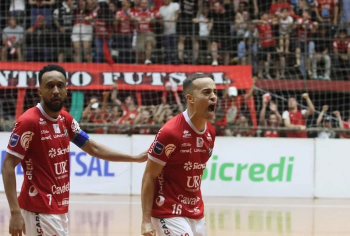 Edson Castro