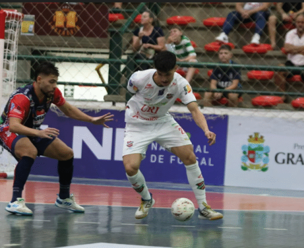 - Foto Edson Casatro