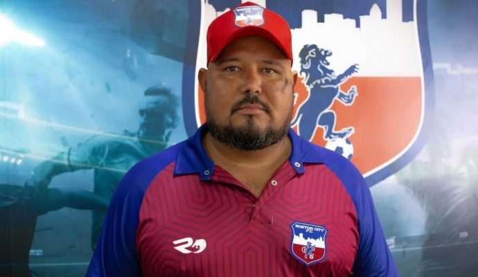 Boston City anuncia Wanderson Garcia como novo técnico do Sub-20