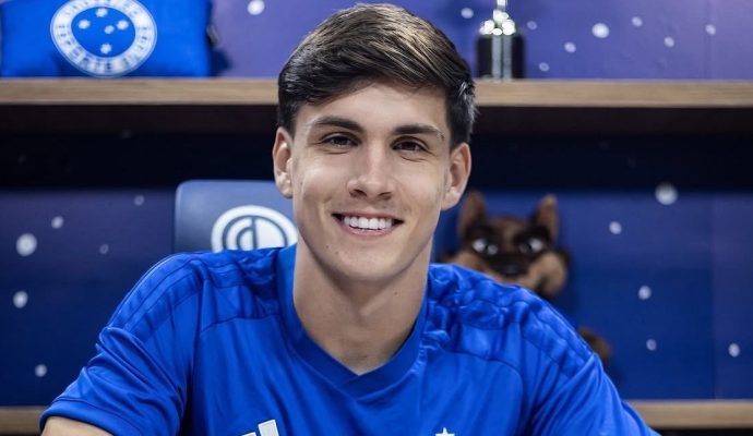 Cruzeiro acerta renovação com Rayan Lelis até 2030