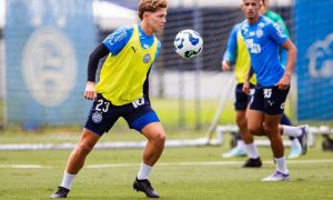 Dell e Ruan Pablo treinam no profissional do Bahia