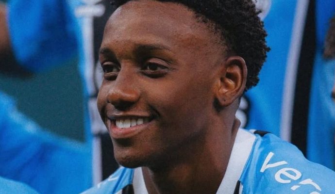 Grêmio projeta venda de Gabriel Mec