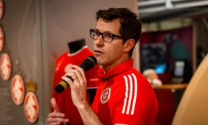 Milano é quem comanda a base do Colorado (Lucas Costa/Divulgação)