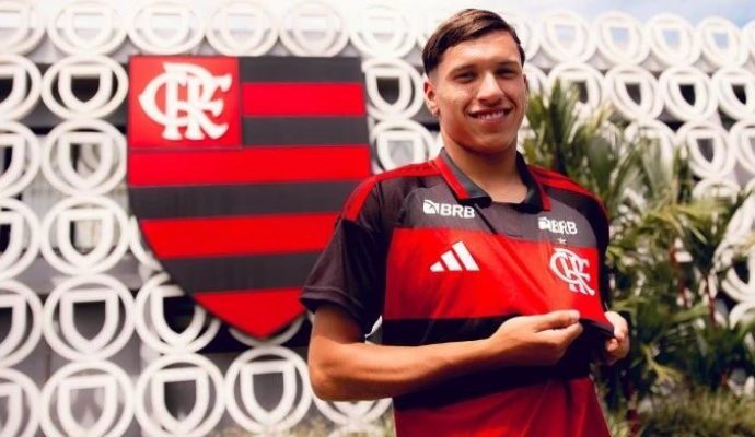 Juan Sayago reforça o sub-20 do Flamengo após deixar o