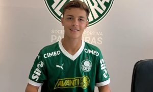 Palmeiras assina primeiro contrato profissional de Guilherme Kerchner