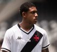 Vasco amplia contrato de jovem que treina entre os profissionais