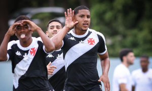 Vasco não exercerá compra de artilheiro sub-20, que pertence ao